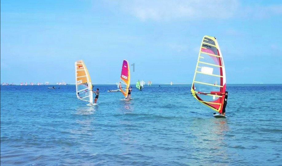 “扁担妈妈”麦琼方：30多年收养87个孩子，其中20个考上清华北大